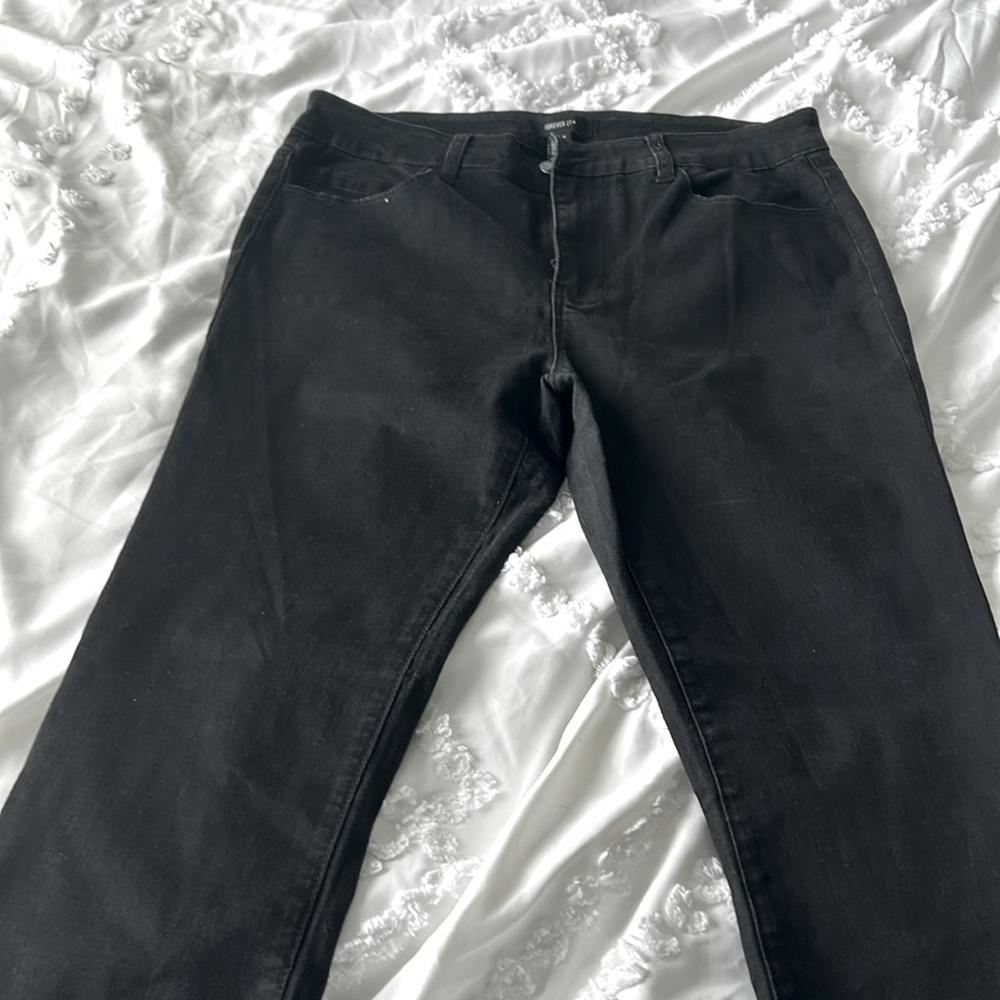 Forever 21 Black skinny jeans size 12